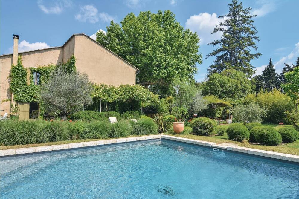 Photo of Outdoor in Cabannes