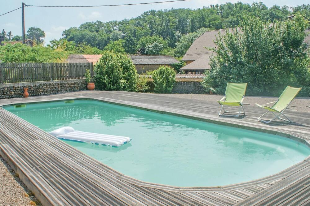 Photo of Outdoor in Sombrun