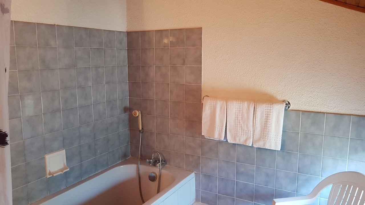 Photo of Bathroom in Le Sambuc