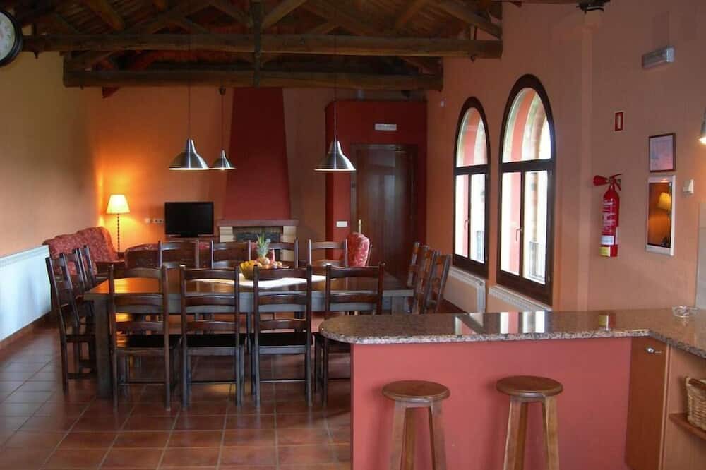 Photo of Kitchen in Gurb
