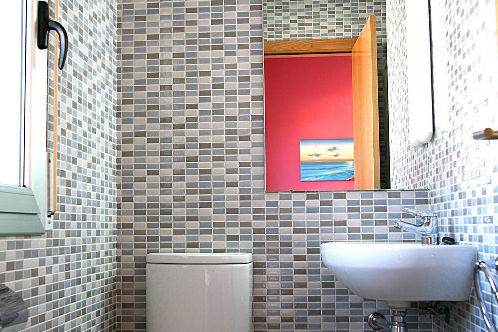 Photo of Bathroom in Creixell