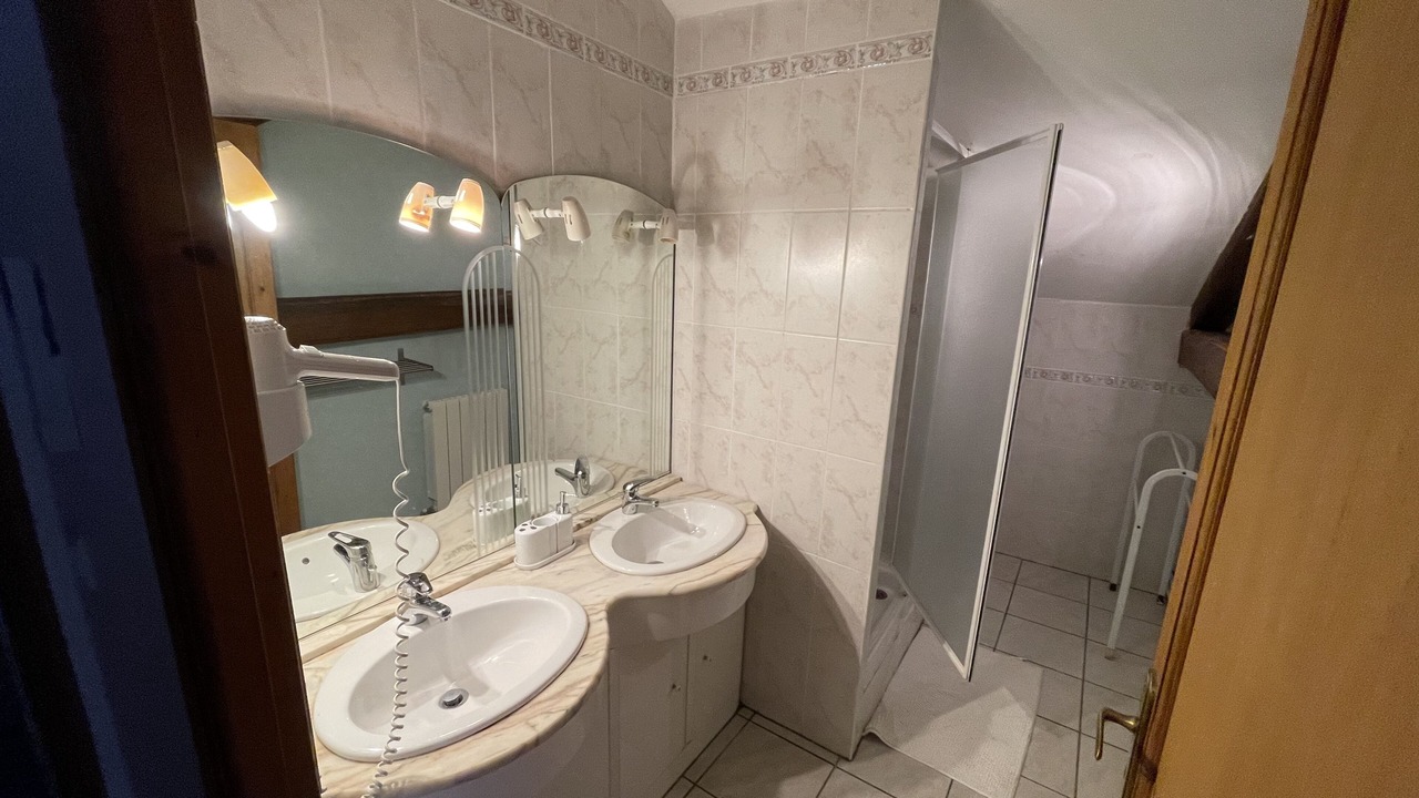 Photo of Bathroom in Giroussens