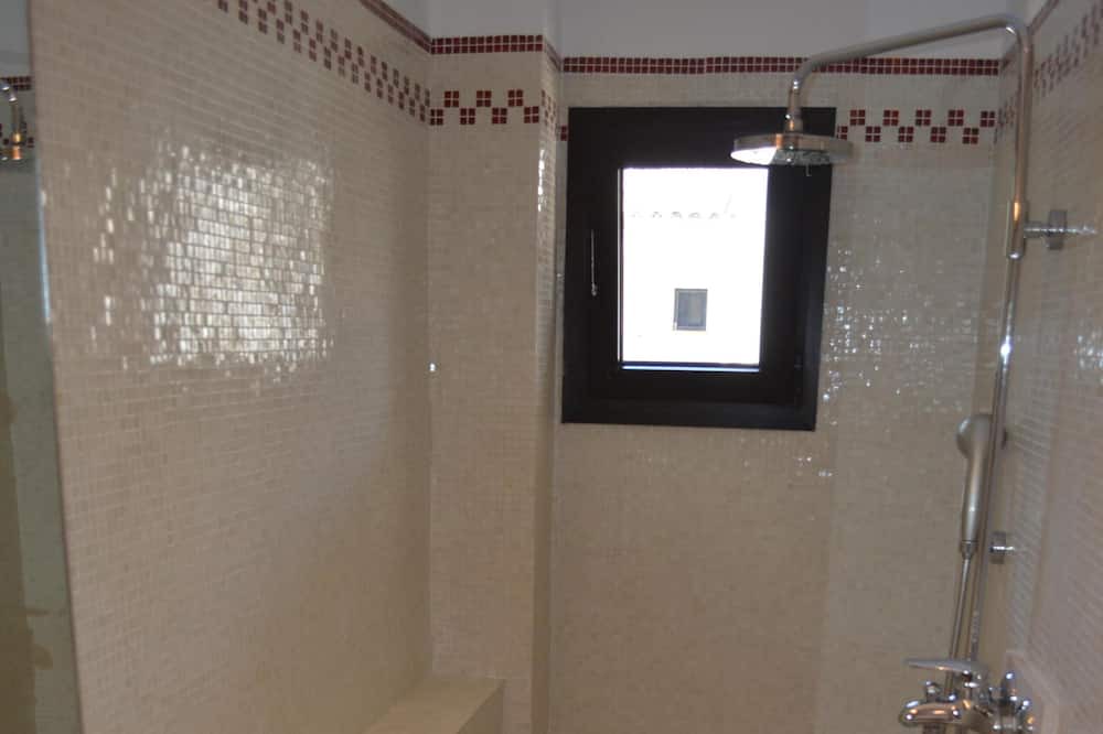 Photo of Bathroom in Alcanada