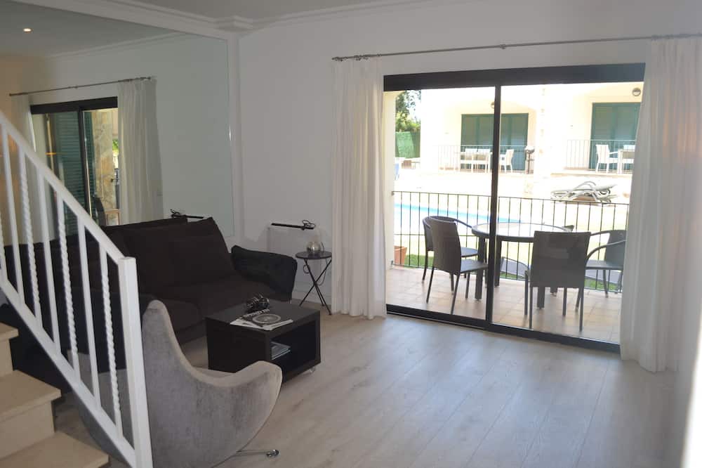 Photo of Livingroom in Alcanada