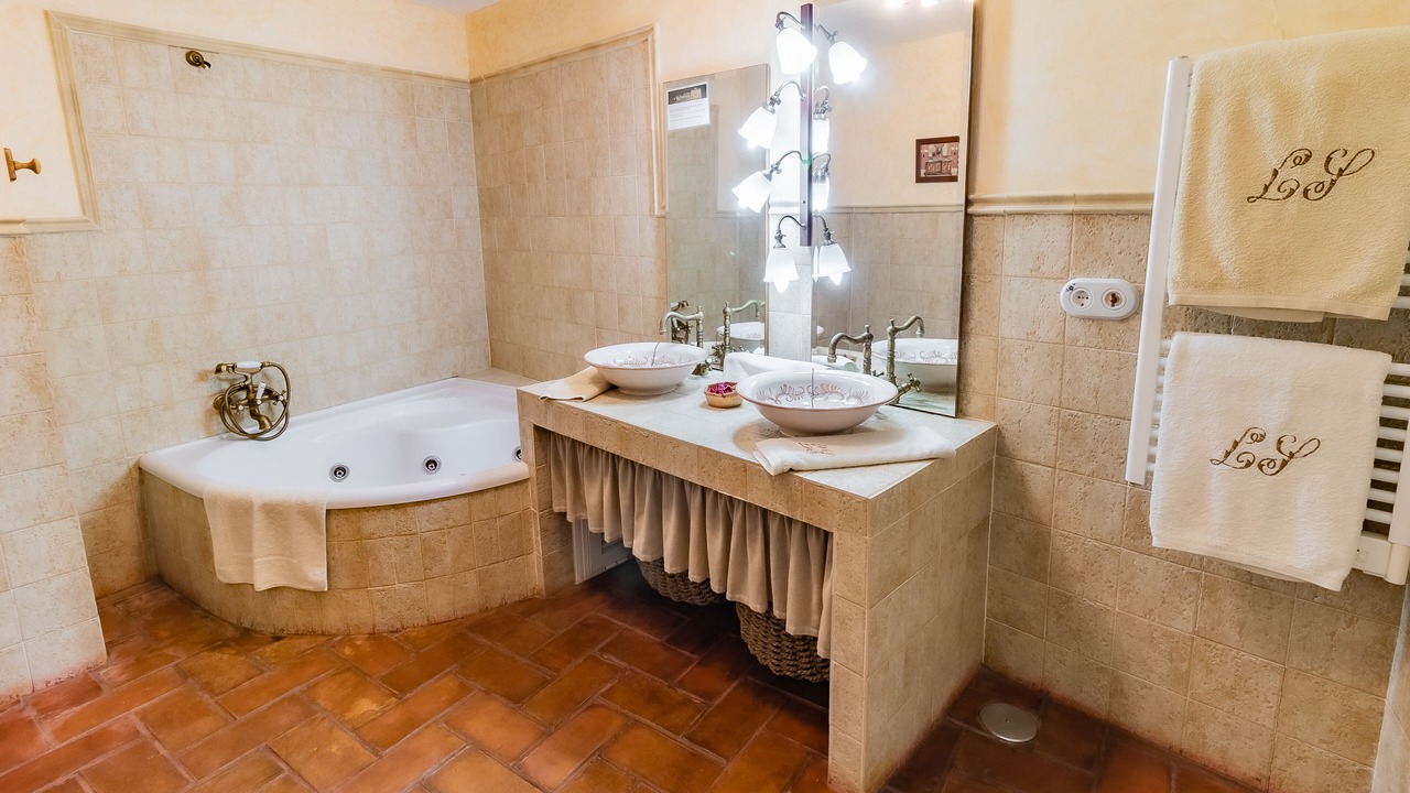 Photo of Bathroom in Alange