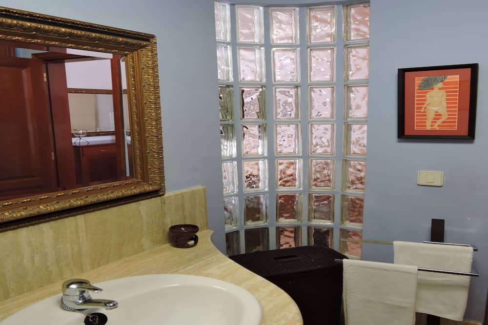 Photo of Bathroom in Arrieta