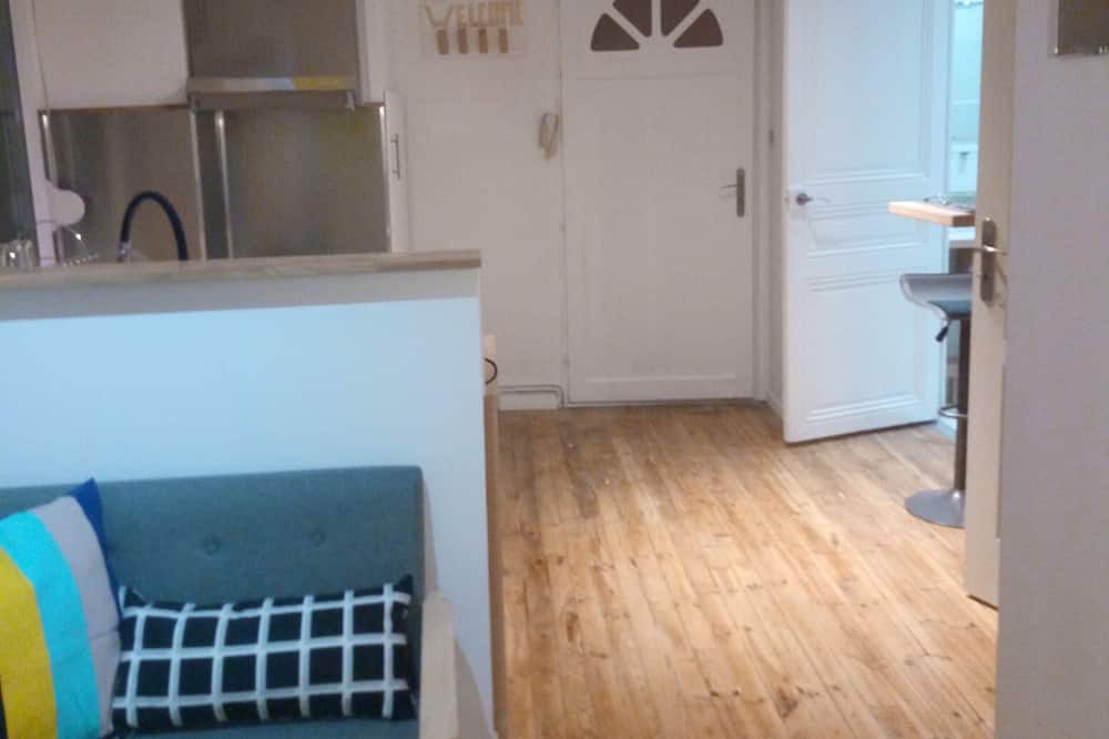 Photo of Livingroom in Jacquard - Prefecture