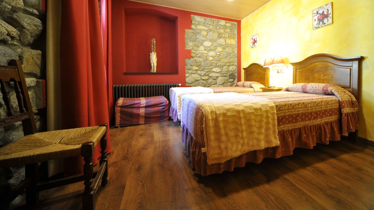 Photo of Bedroom in Esterri D'Aneu
