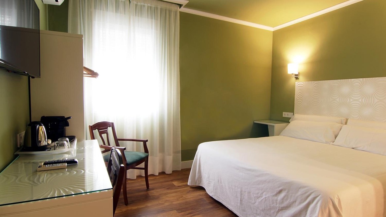 Photo of Bedroom in Candeleda