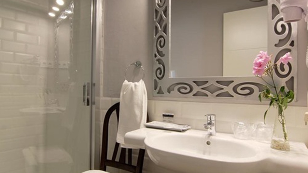 Photo of Bathroom in Candeleda