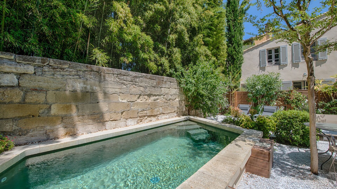 Photo of Outdoor in Avignon City Centre