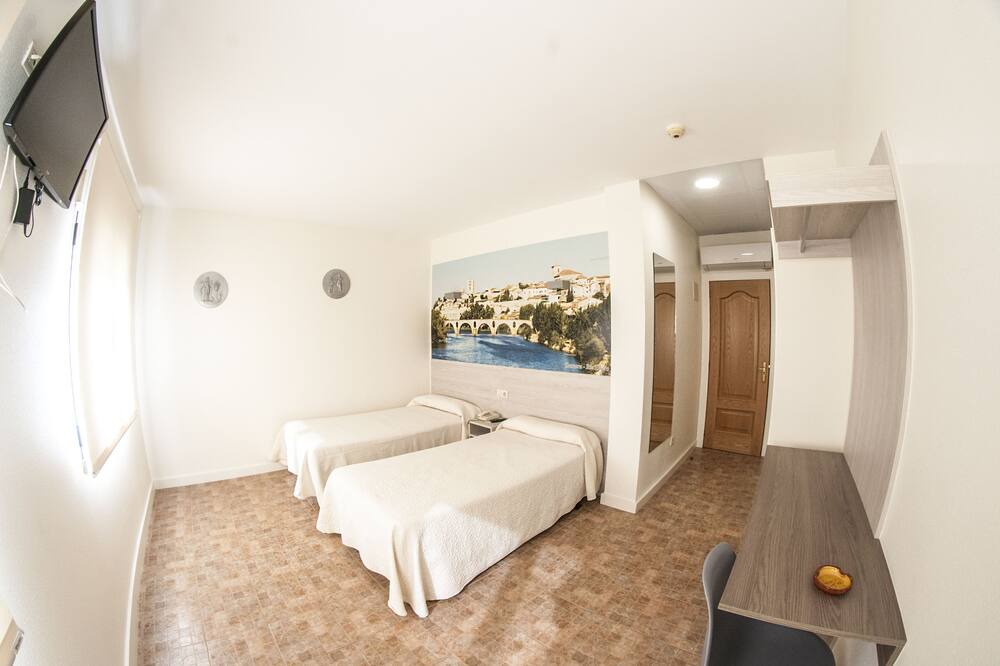 Photo of Bedroom in Duenas