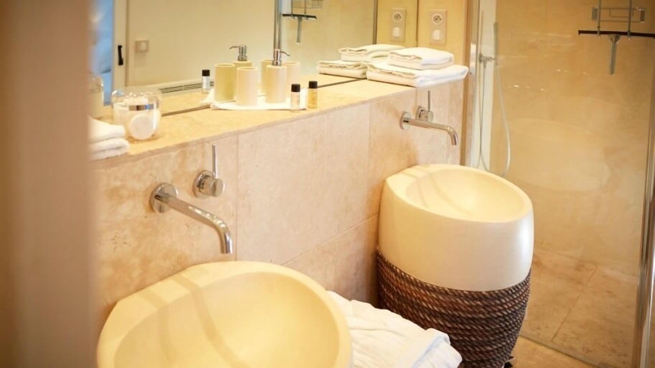 Photo of Bathroom in Puget