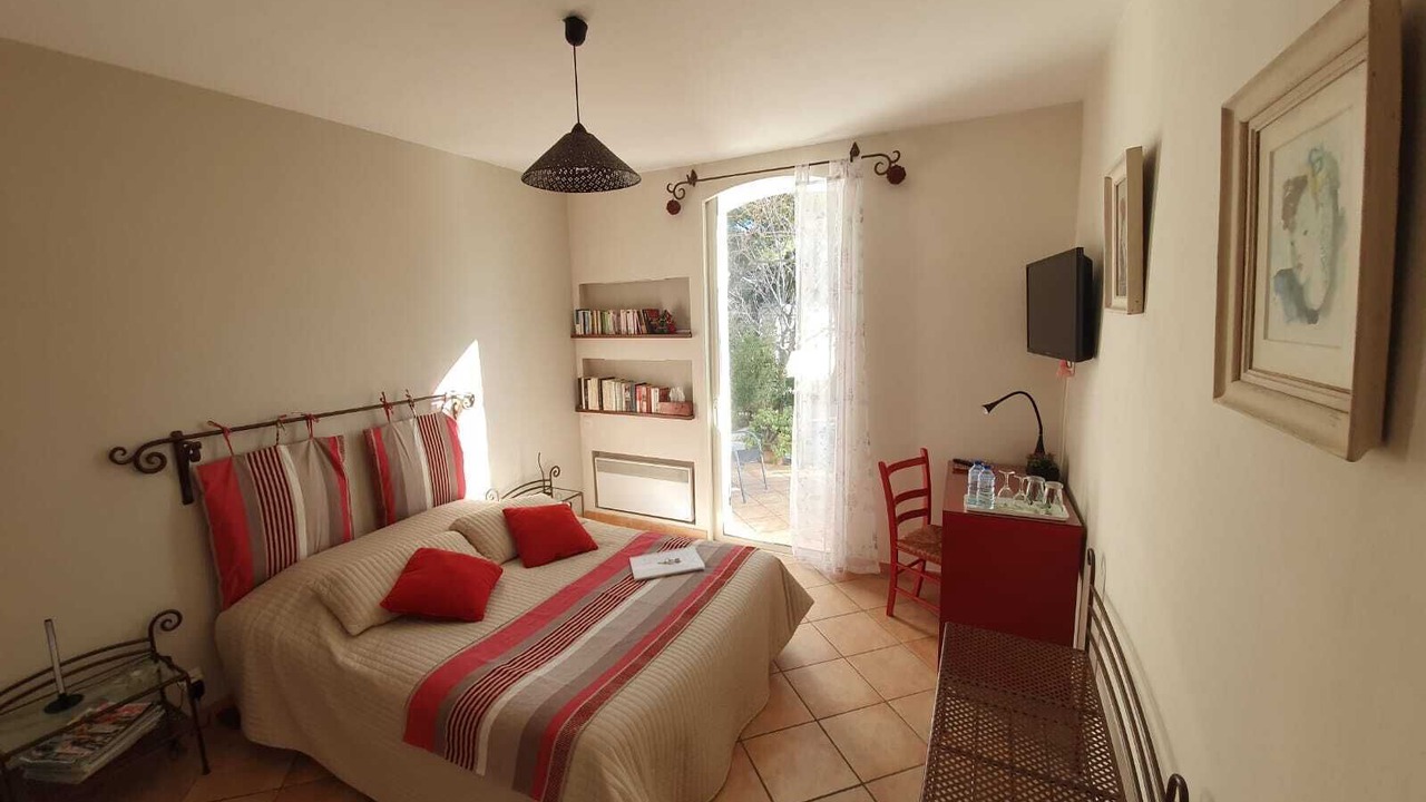 Photo of Bedroom in Martigues