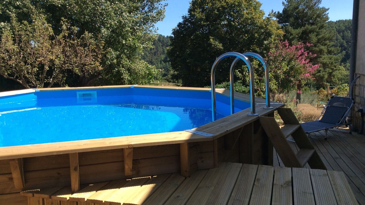 Photo of Outdoor in Ribes