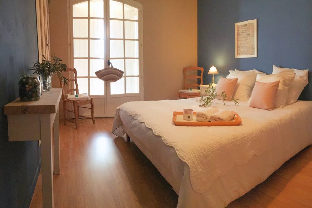 Photo of Bedroom in Cabrieres