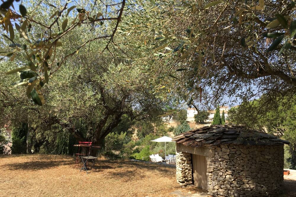 Photo of Outdoor in Cabrieres
