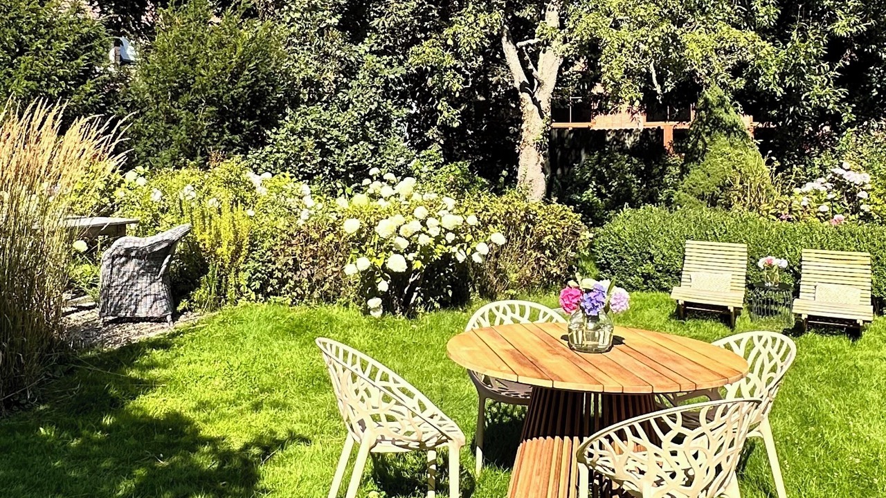 Photo of Outdoor in Tating