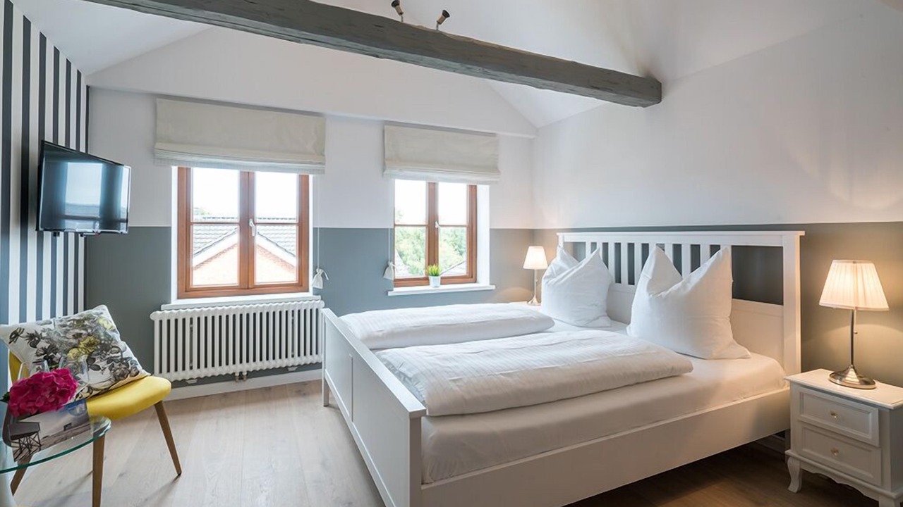 Photo of Bedroom in Tating