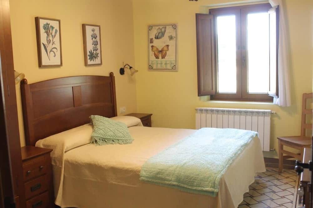 Photo of Bedroom in Revilla-Vallegera