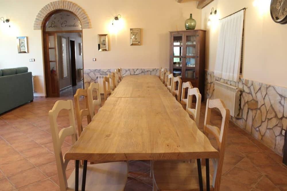 Photo of Kitchen in Revilla-Vallegera