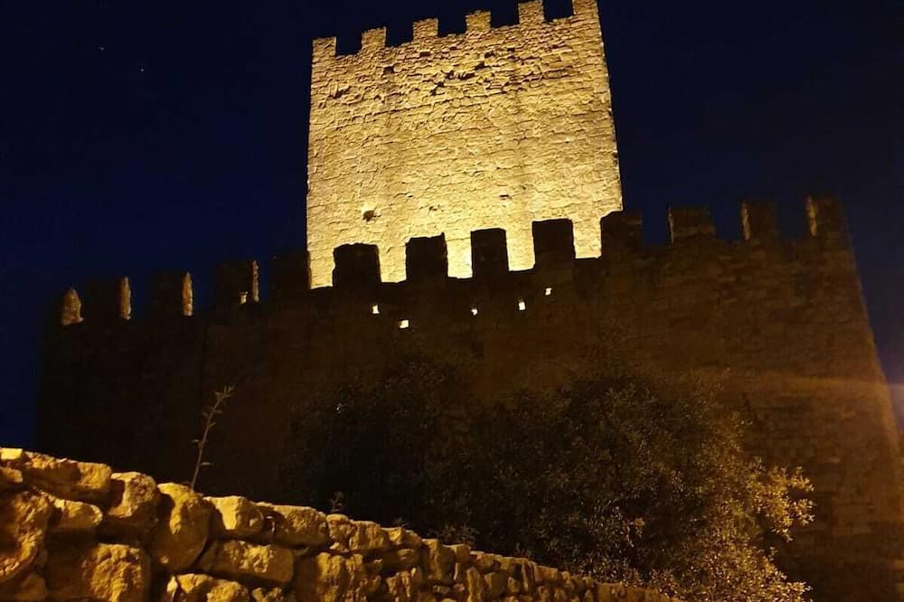 Photo of Outdoor in Peratallada