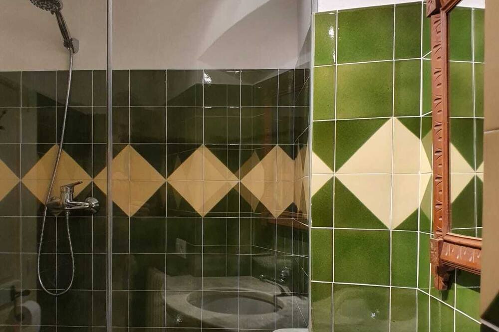 Photo of Bathroom in Peratallada