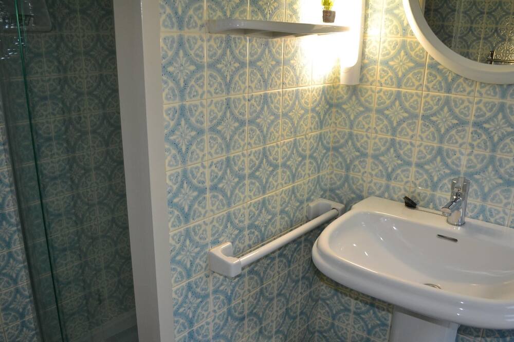 Photo of Bathroom in Llanca