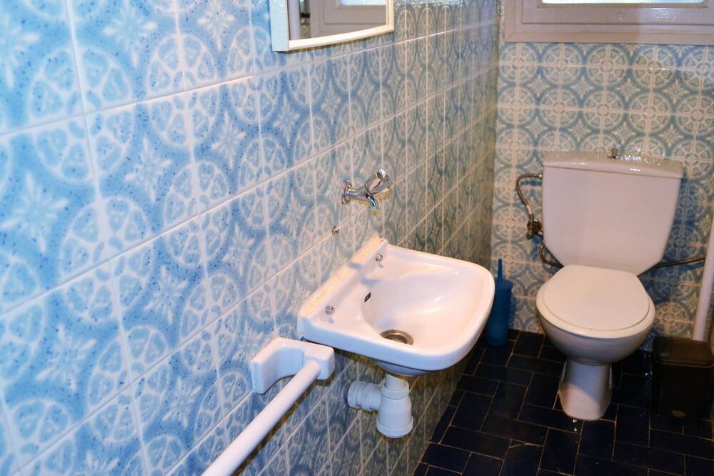 Photo of Bathroom in Llanca
