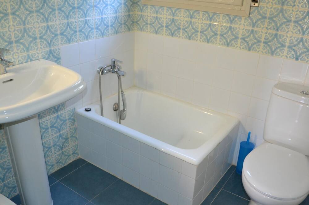 Photo of Bathroom in Llanca