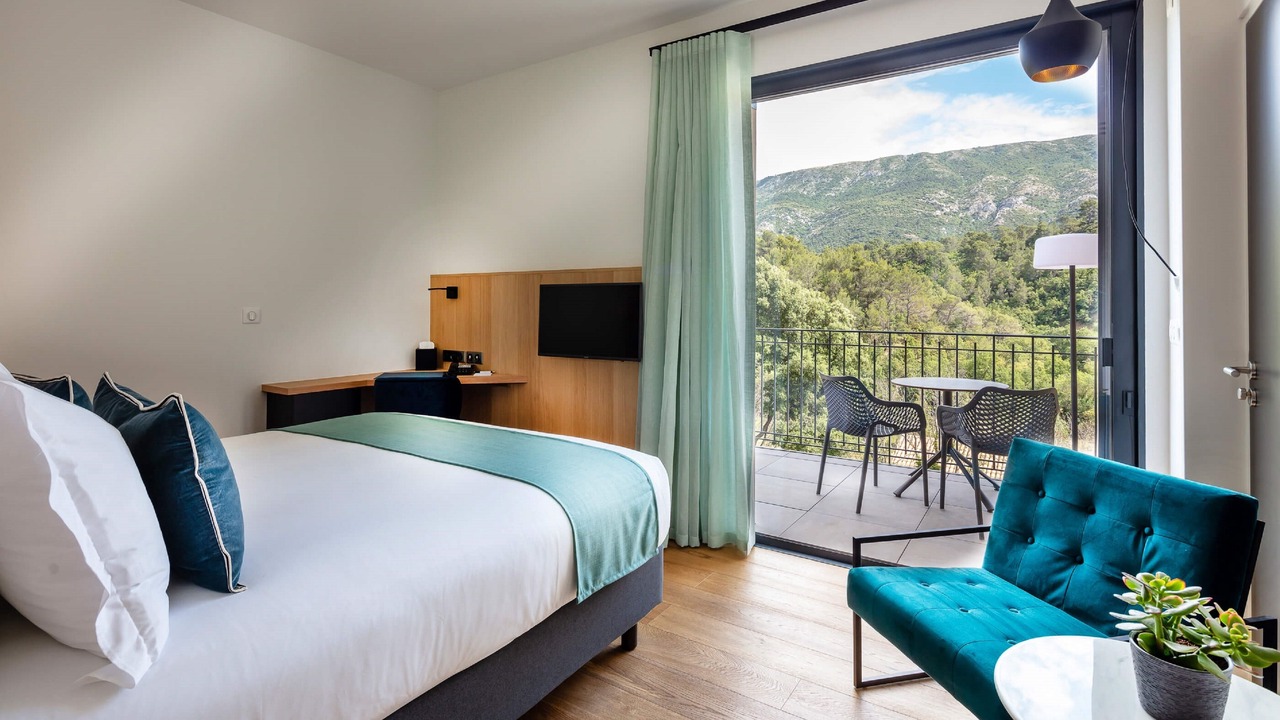 Photo of Bedroom in Vauvenargues