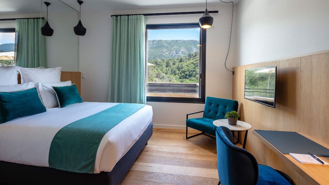 Photo of Bedroom in Vauvenargues