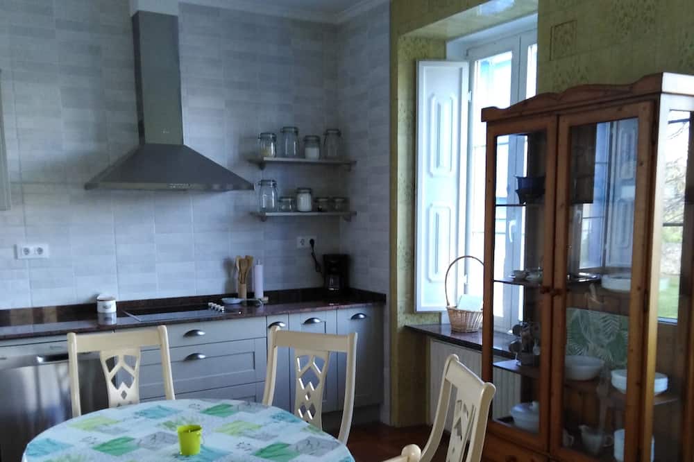 Photo of Kitchen in Ballota