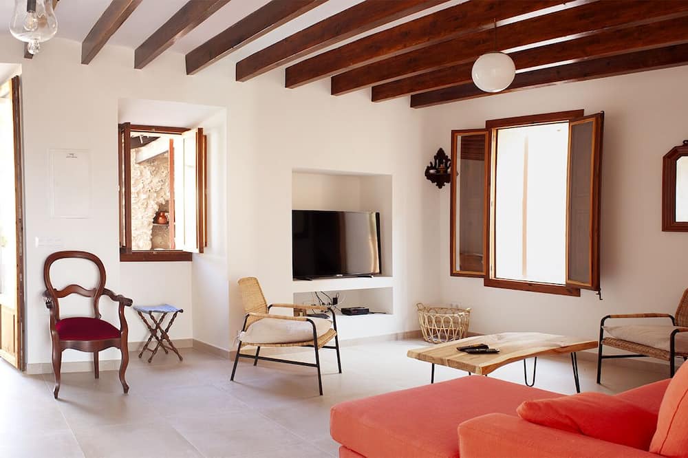 Photo of Livingroom in Portol