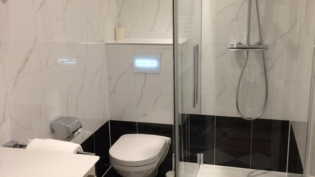 Photo of Bathroom in Burg