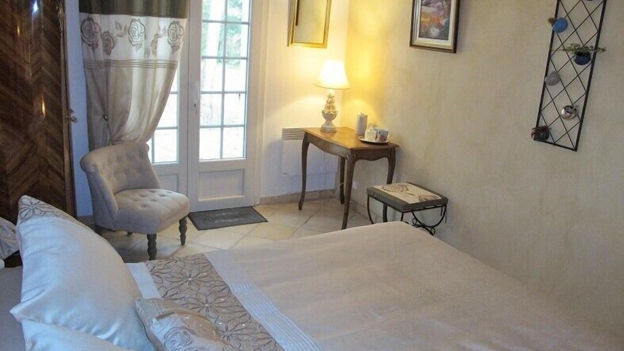 Photo of Bedroom in Lambesc