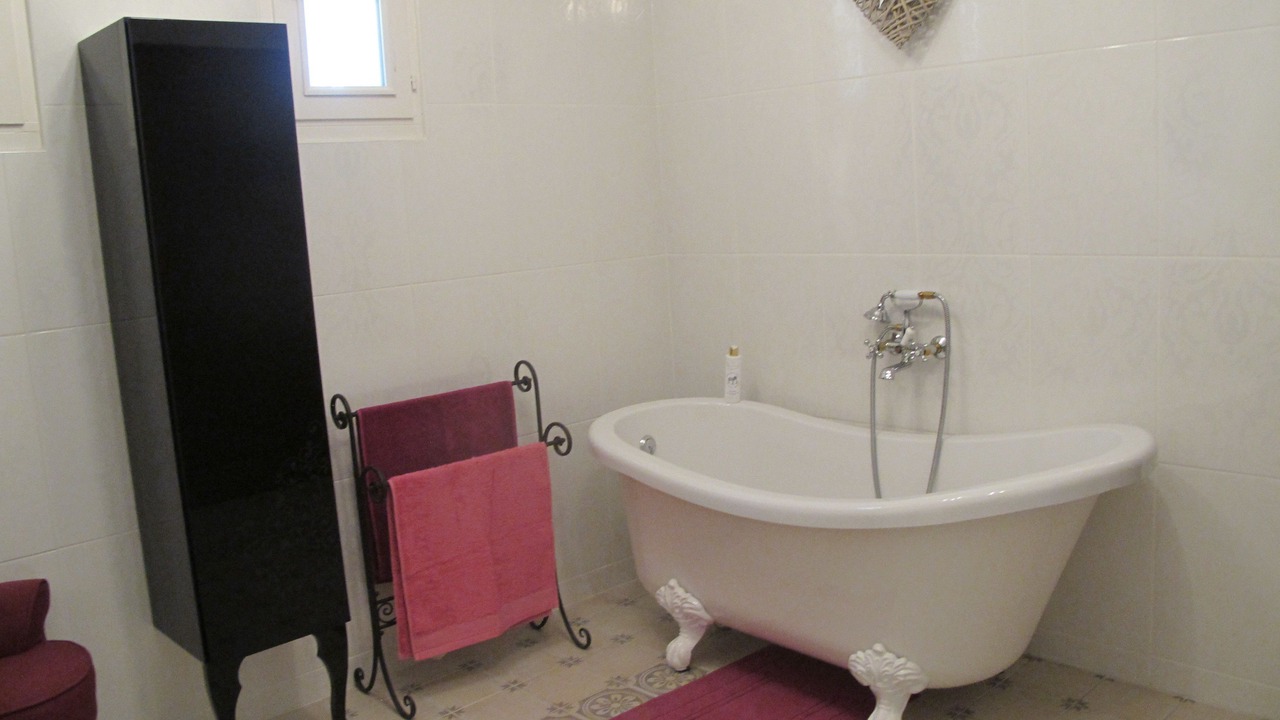 Photo of Bedroom in Lambesc
