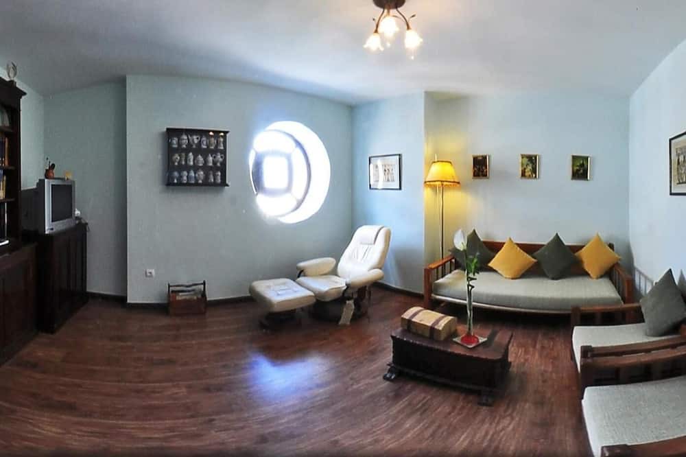 Photo of Livingroom in Atanzon