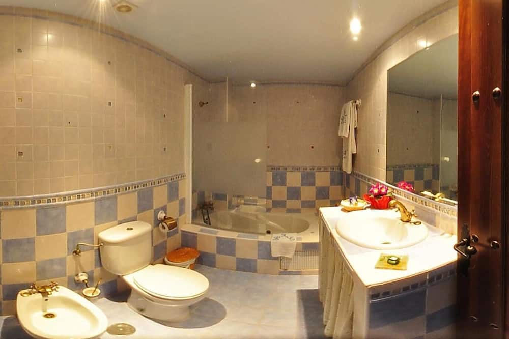 Photo of Bathroom in Atanzon