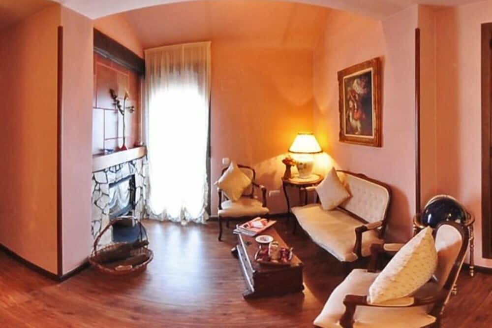 Photo of Livingroom in Atanzon