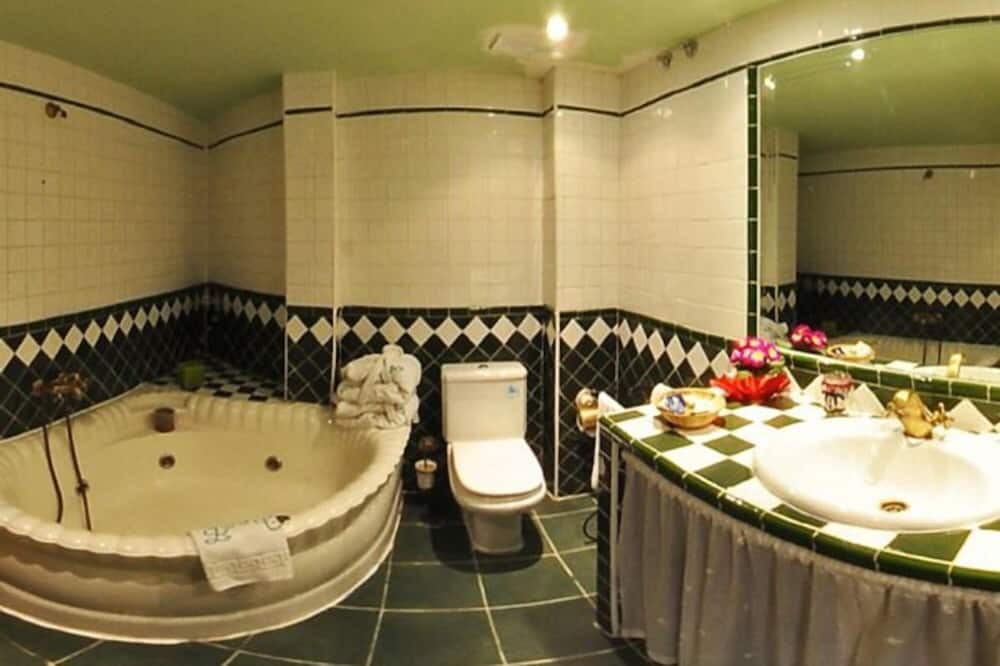 Photo of Bathroom in Atanzon