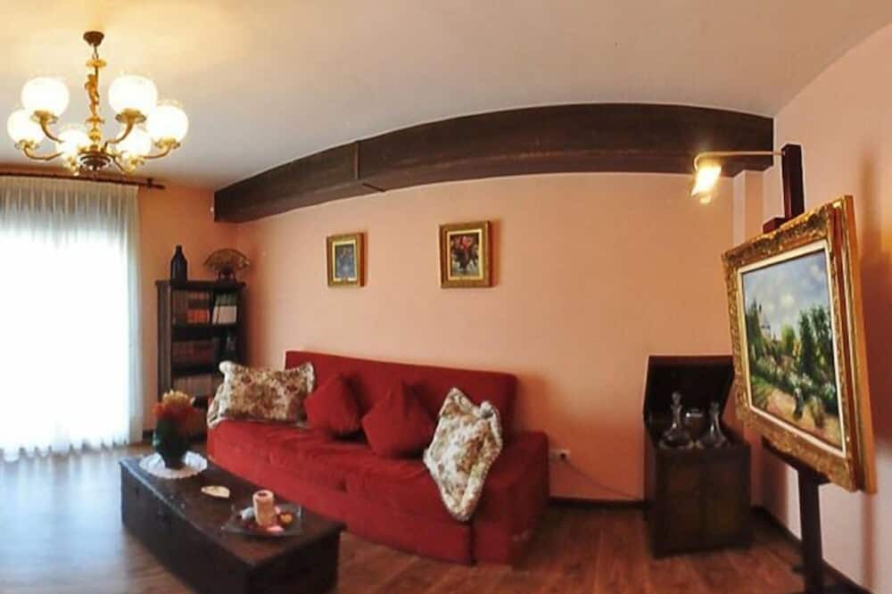 Photo of Livingroom in Atanzon