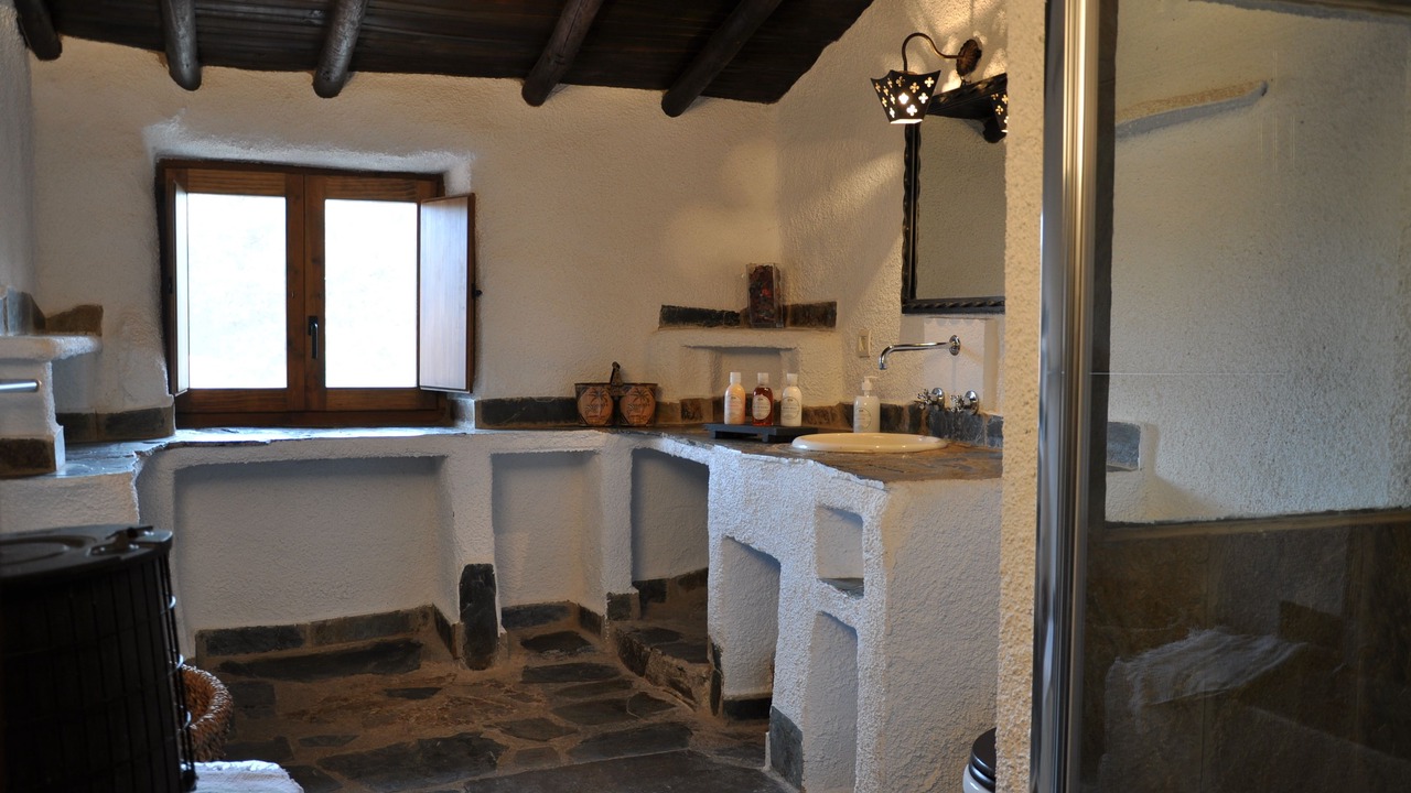 Photo of Bathroom in Valverde del Fresno