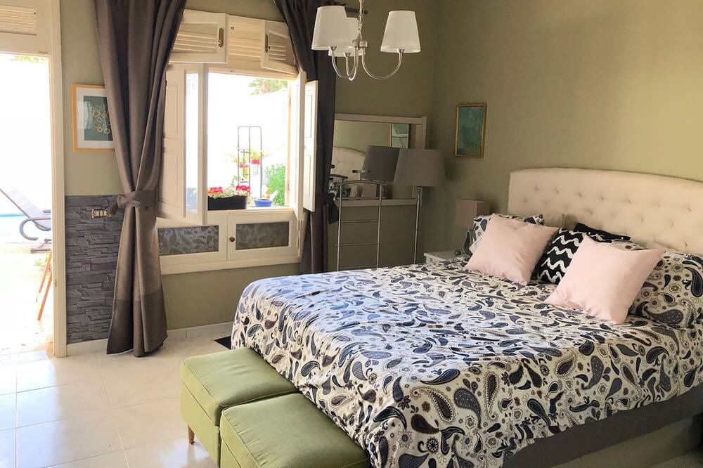 Photo of Bedroom in Playa del Cable