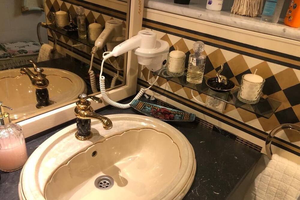 Photo of Bathroom in Playa del Cable