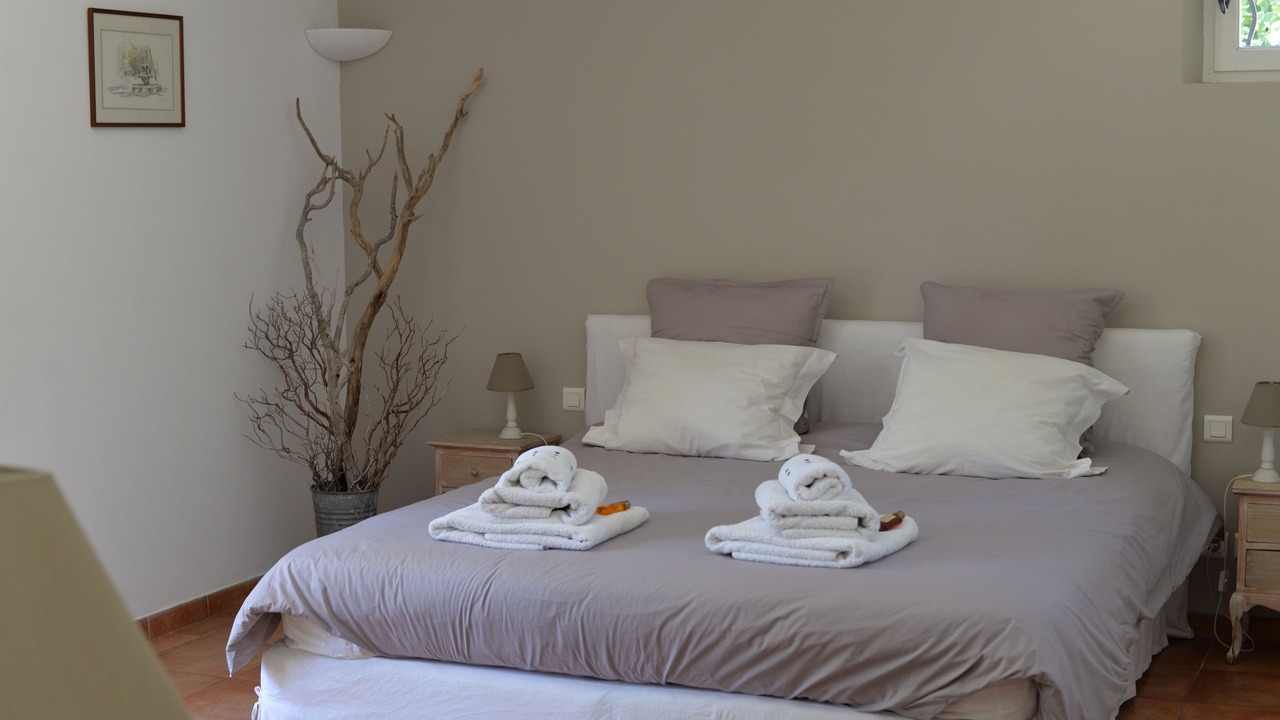 Photo of Bedroom in Saint-Marc-Jaumegarde