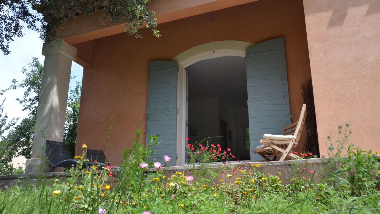 Photo of Patio Balcony in Saint-Marc-Jaumegarde