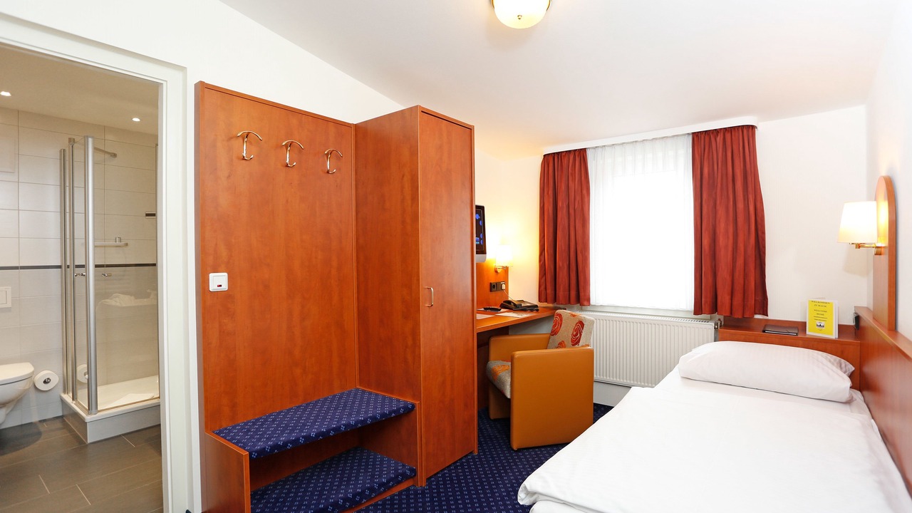 Photo of Bedroom in Innenstadt