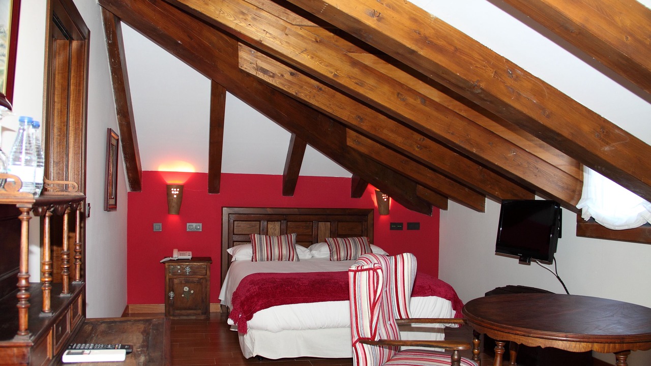 Photo of Bedroom in Valoria la Buena