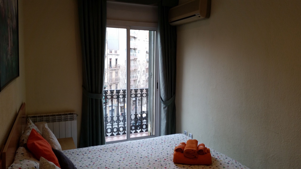 Photo of Bedroom in El Camp de l'Arpa del Clot